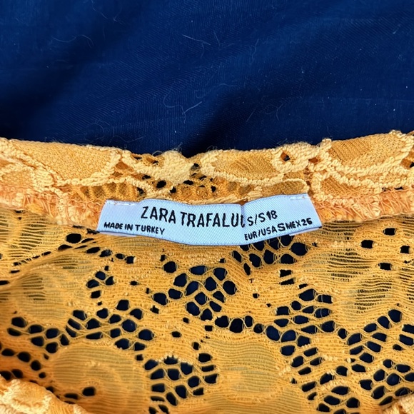Small Yellow mesh top from Zara - Picture 2 of 2